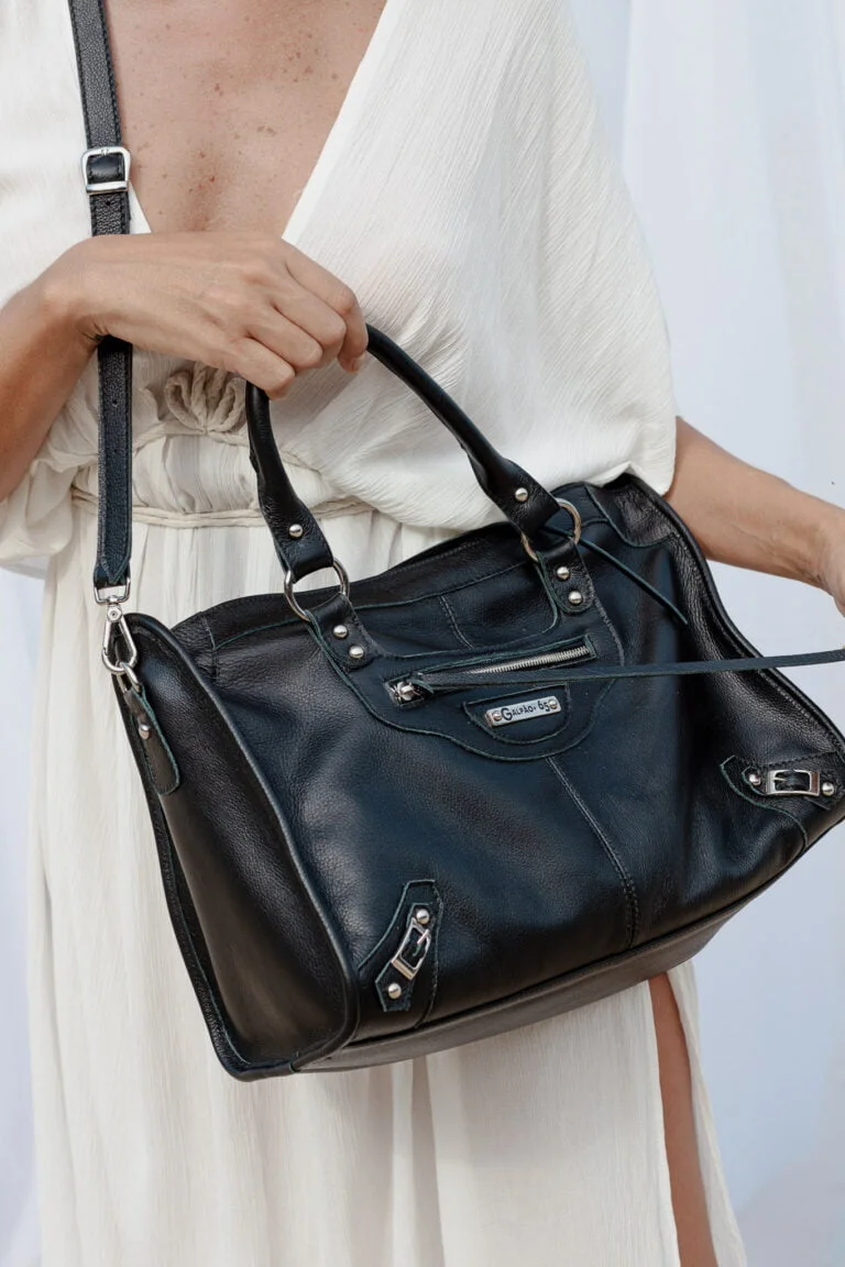 Bolsa de couro preto tiracolo grande