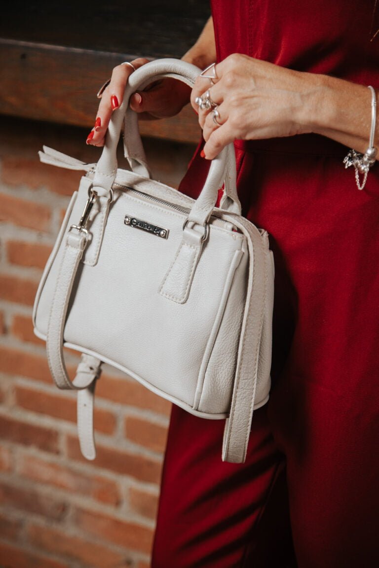 Bolsa de couro off white tiracolo pequena